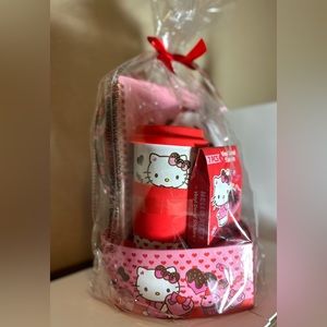 Hello Kitty Valentines Gift set